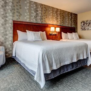 Queen Room Two Queen Beds